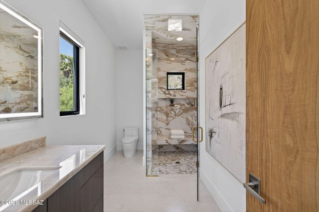 3569 E Secret Canyon Place, Tucson, AZ 85718