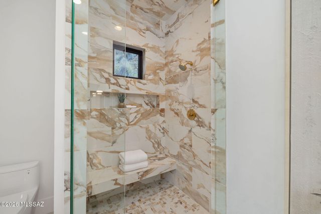 3569 E Secret Canyon Place, Tucson, AZ 85718