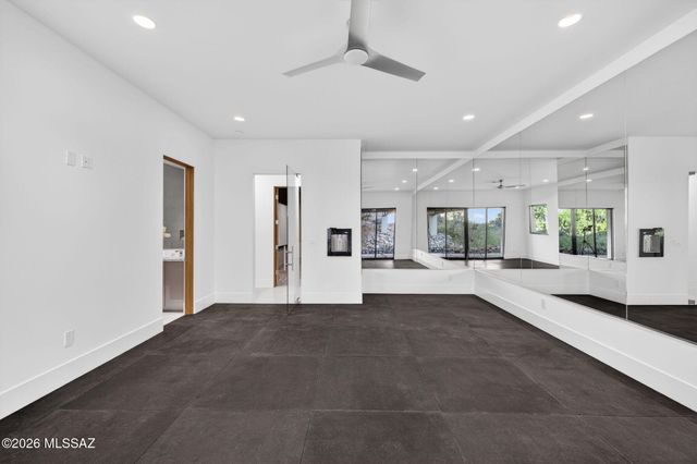 3569 E Secret Canyon Place, Tucson, AZ 85718
