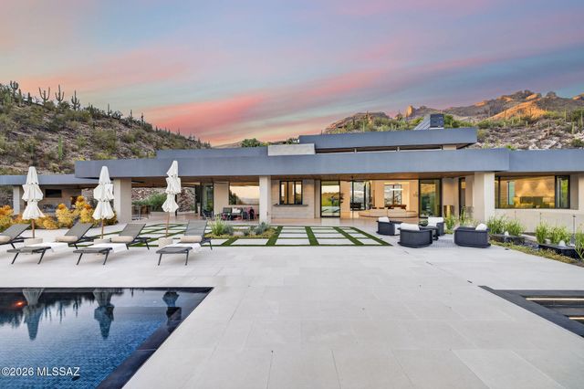 3569 E Secret Canyon Place, Tucson, AZ 85718