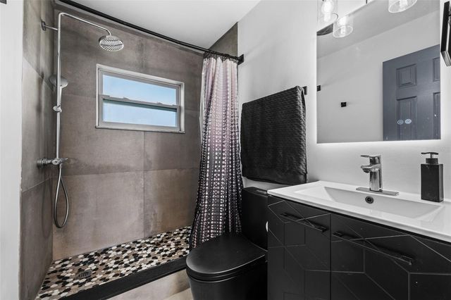 11430 3RD STREET E, Treasure Island, FL 33706