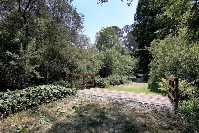 800 Brommer, Santa Cruz, CA 95062