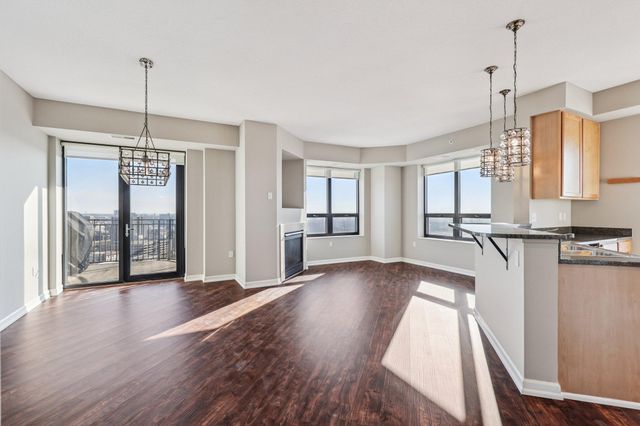 500 E Grant Street 1711, Minneapolis, MN 55404