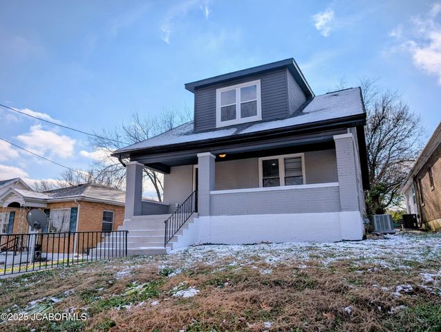 1104 E DUNKLIN STREET, Jefferson City, MO 65101