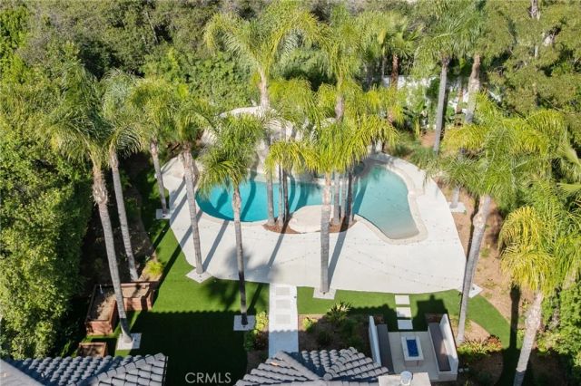 17437 Oak Creek Court, Encino, CA 91316