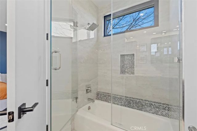 17437 Oak Creek Court, Encino, CA 91316