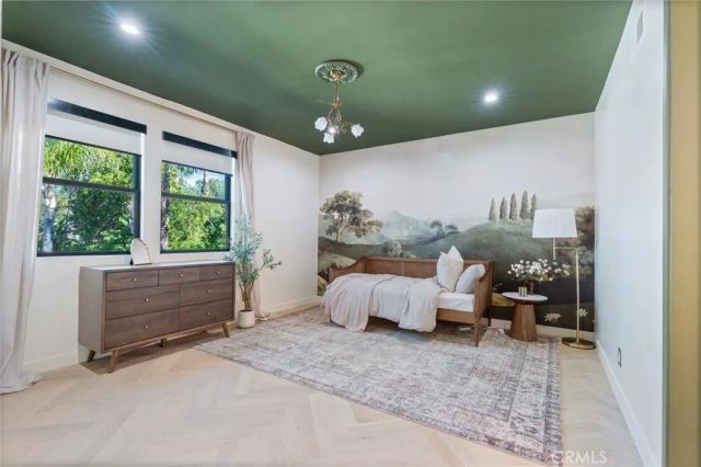 17437 Oak Creek Court, Encino, CA 91316