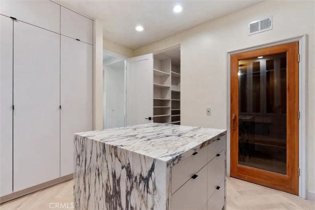 17437 Oak Creek Court, Encino, CA 91316