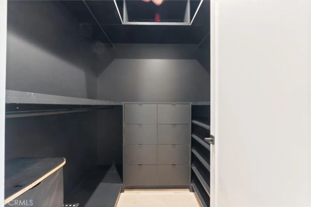 17437 Oak Creek Court, Encino, CA 91316