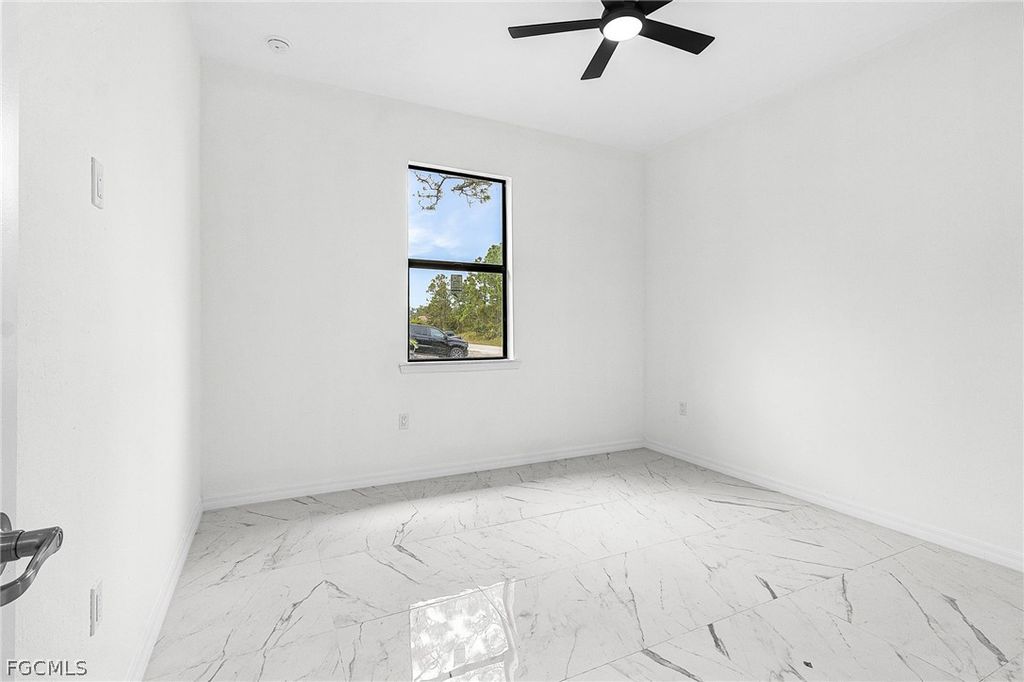 Image 16 of property listing at 614 NW 9th ST, Cape Coral, FL 33993