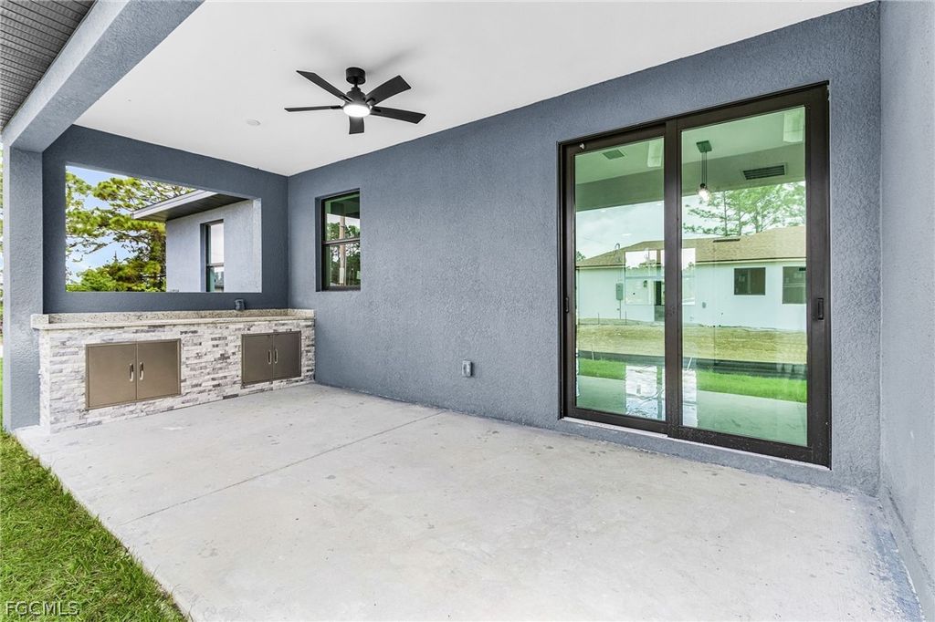 Image 17 of property listing at 614 NW 9th ST, Cape Coral, FL 33993