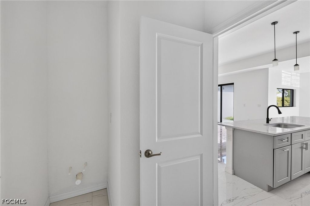 Image 27 of property listing at 614 NW 9th ST, Cape Coral, FL 33993