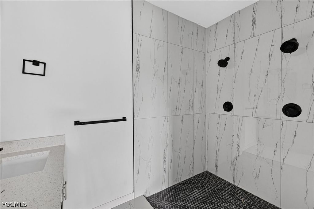Image 41 of property listing at 614 NW 9th ST, Cape Coral, FL 33993