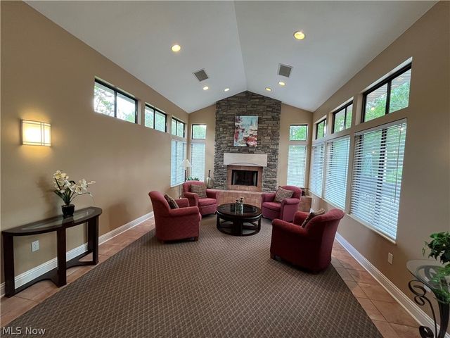 3800 Rosemont Boulevard 109C, Fairlawn, OH 44333