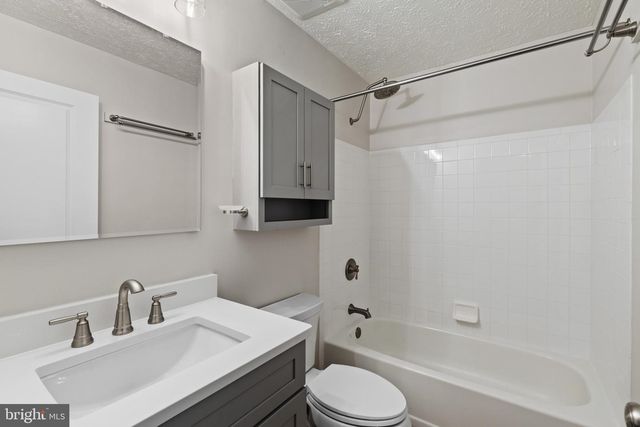 9520 WINDBEAT WAY, Columbia, MD 21046