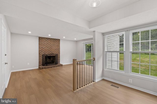 9520 WINDBEAT WAY, Columbia, MD 21046