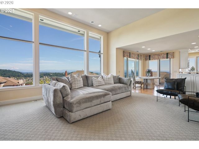 11719 Se SOLOMON Ct, Happy Valley, OR 97086