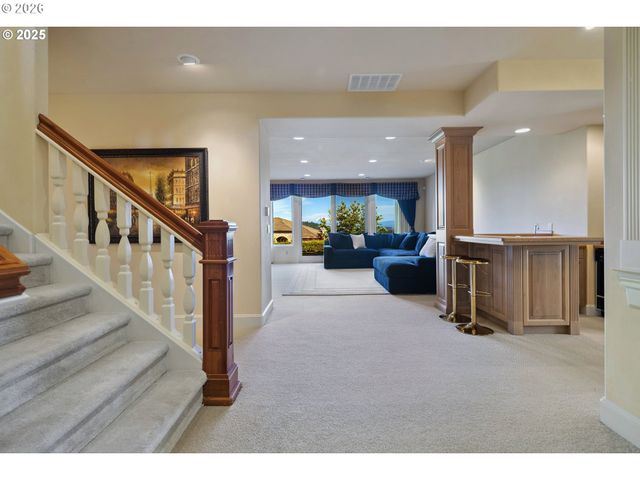 11719 Se SOLOMON Ct, Happy Valley, OR 97086