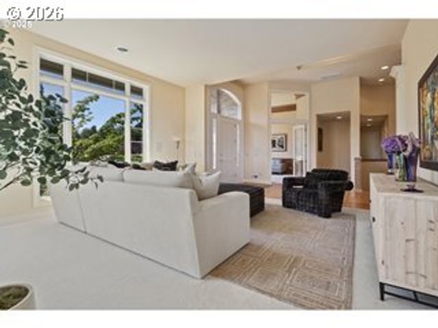 11719 Se SOLOMON Ct, Happy Valley, OR 97086