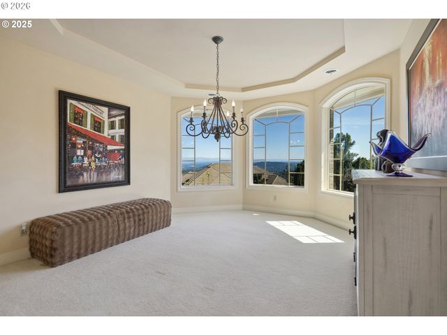 11719 Se SOLOMON Ct, Happy Valley, OR 97086