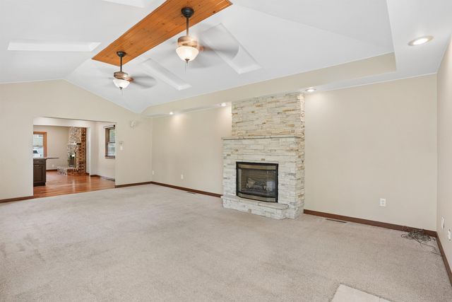 1029 W 13 Street, Cedar Falls, IA 50613