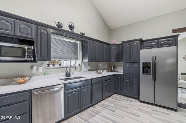 1290 G Avenue, Fabens, TX 79838