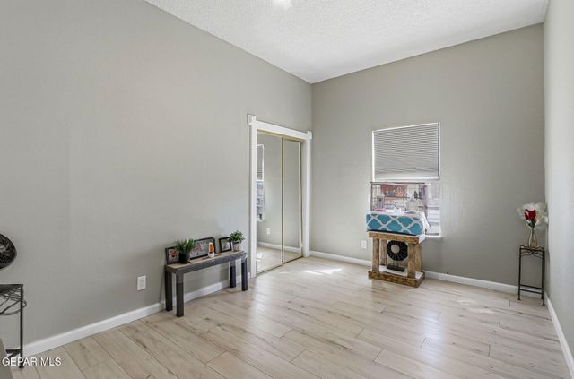 1290 G Avenue, Fabens, TX 79838