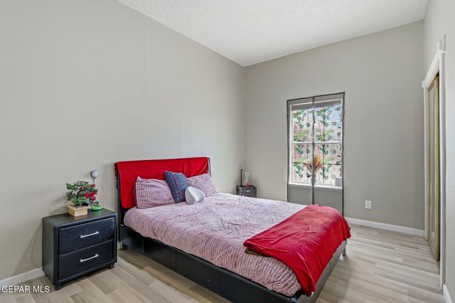 1290 G Avenue, Fabens, TX 79838