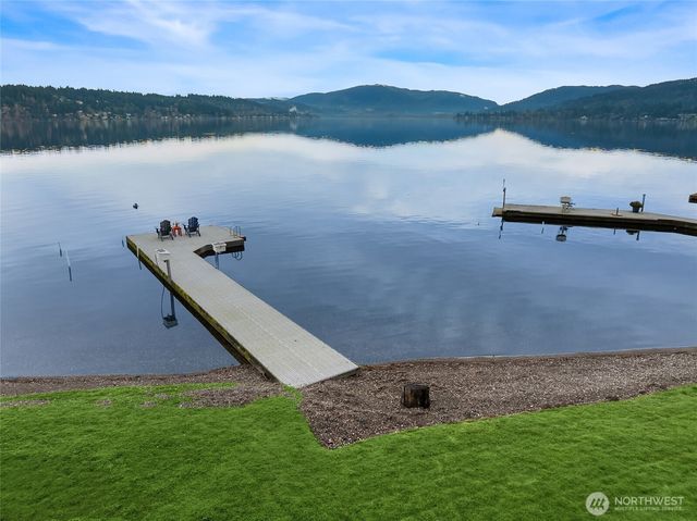 2010 W Lake Sammamish Parkway SE, Bellevue, WA 98008