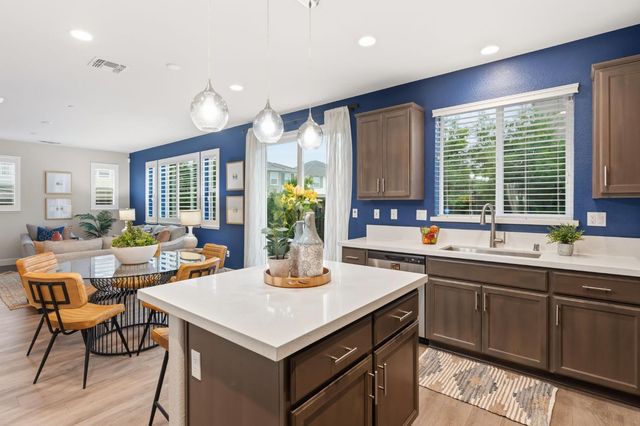 1793 Stetson Cir, West Sacramento, CA 95691