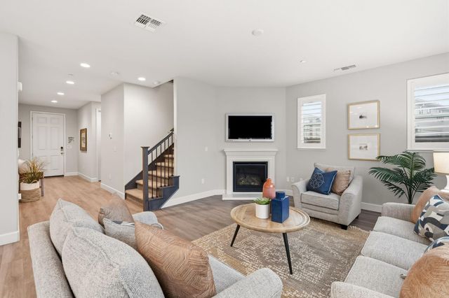 1793 Stetson Cir, West Sacramento, CA 95691