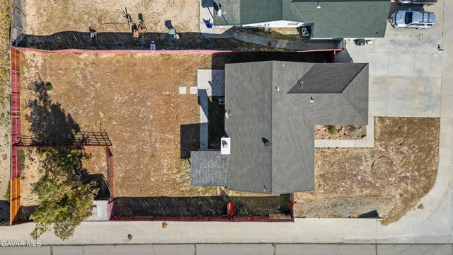 1049 Barrington Ave Avenue, Rosamond, CA 93560