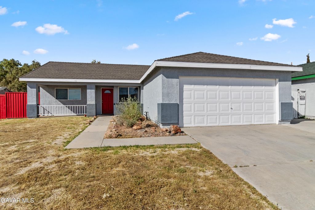 1049 Barrington Ave Avenue, Rosamond, CA 93560