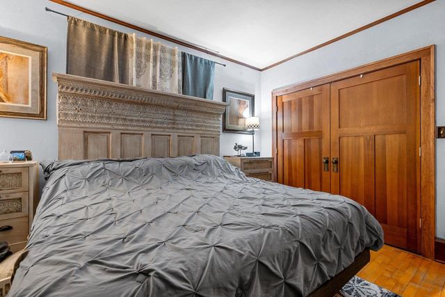 1024 W ELSIE STREET, Appleton, WI 54914