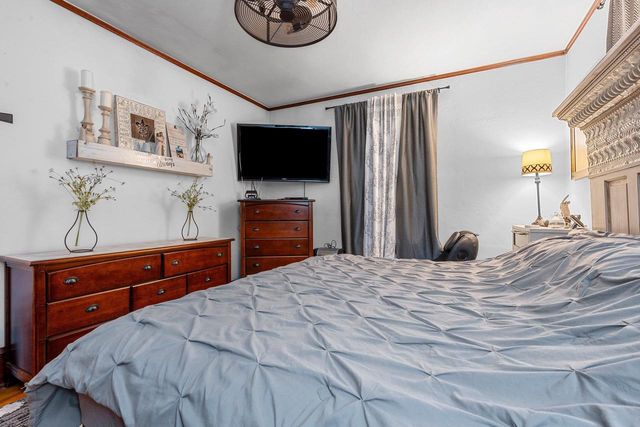 1024 W ELSIE STREET, Appleton, WI 54914