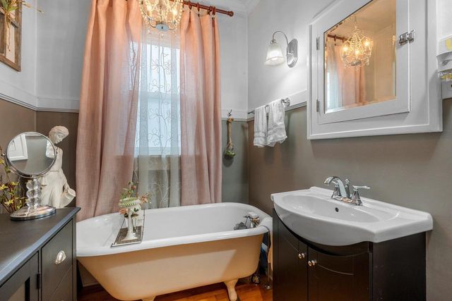 1024 W ELSIE STREET, Appleton, WI 54914