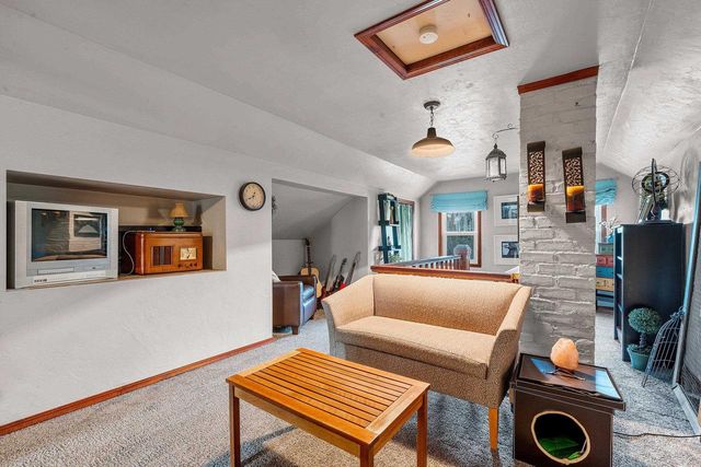 1024 W ELSIE STREET, Appleton, WI 54914