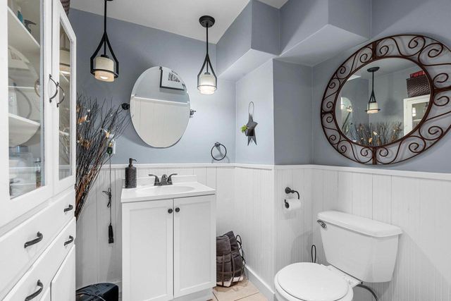 1024 W ELSIE STREET, Appleton, WI 54914