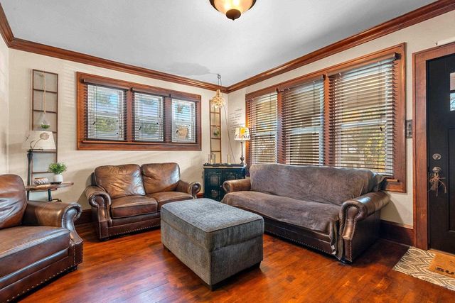 1024 W ELSIE STREET, Appleton, WI 54914