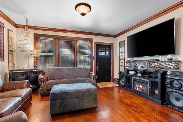 1024 W ELSIE STREET, Appleton, WI 54914