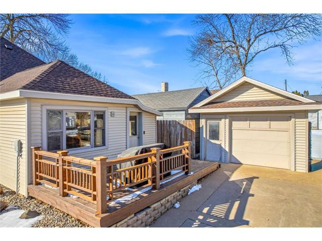 1090 7th Avenue, Baldwin, WI 54002