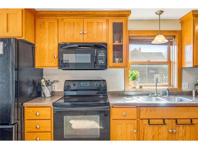 1090 7th Avenue, Baldwin, WI 54002