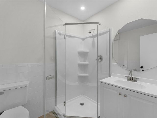 230 W Willwood Drive, Willis, TX 77378