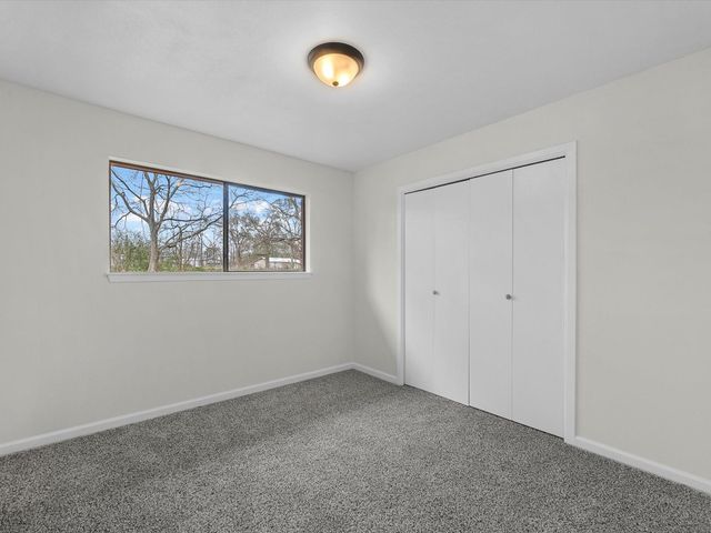 230 W Willwood Drive, Willis, TX 77378