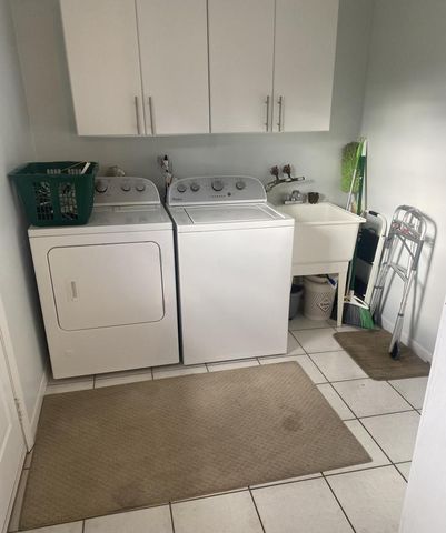 1020 North STREET, Lake Geneva, WI 53147