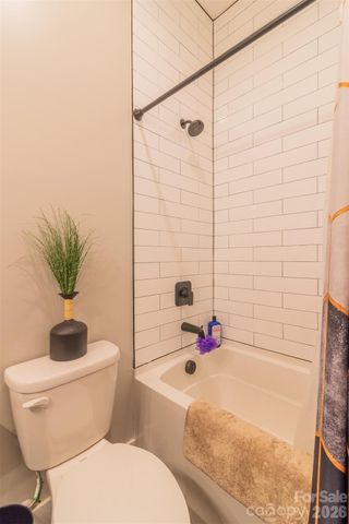 2012 Upstate Way, Charlotte, NC 28206