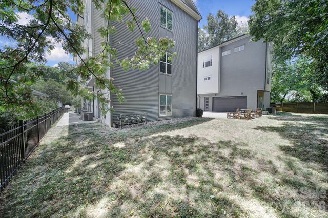 2012 Upstate Way, Charlotte, NC 28206