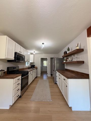 699 Tu Yu Mum Ln, Colfax, CA 95713