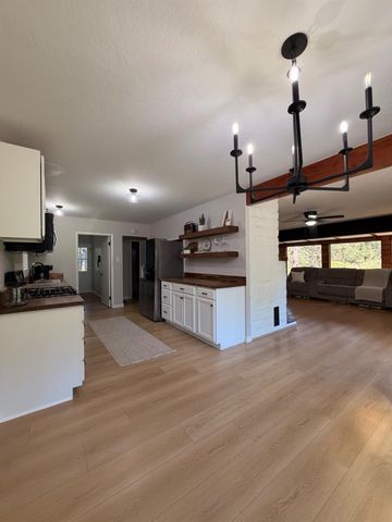 699 Tu Yu Mum Ln, Colfax, CA 95713