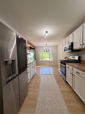 699 Tu Yu Mum Ln, Colfax, CA 95713